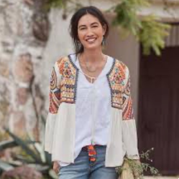 NEW Tolani SUNDANCE KIMONO Embroidered Festival Tassel Jacket Top Bell Sleeves - Picture 8 of 9
